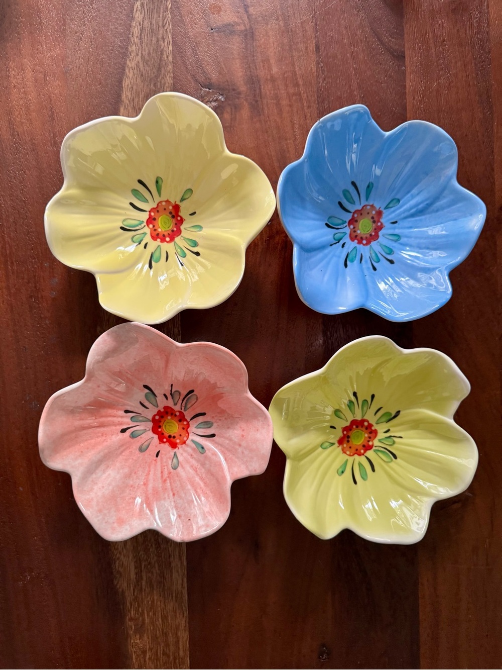 Set of 4 Laurie Gates 100% Melamine Flower Bowls Multicolored 5.5” Unused